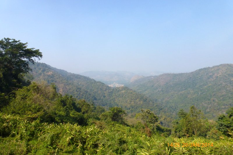4x4Reisen Expedition, Expeditionstourismus, Abenteuer und Kultur in Zentralthailand eine Jeep Safari ins Herzen des alten Khmerreiches  , 4x4 Offroad Adventure Geländewagenreisen und Geländewagentouren in Südostasien, Abenteuer in Asien, Thailand, Laos, Kambodscha für Selbstfaher von Berlin nach Bangkok 1756936745  Mekong Issan Isan Isaan Reisen Jeep Safari Erwan Reisen Luxus Reisen Privat Reisen 4x4 Reisen Four Wheel Travel  Uwe Richter