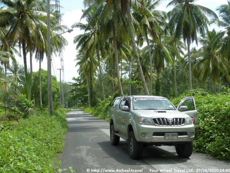 4x4Reisen Expedition, Expeditionstourismus, Abenteuer und Kultur in Zentralthailand eine Jeep Safari ins Herzen des alten Khmerreiches  , 4x4 Offroad Adventure Geländewagenreisen und Geländewagentouren in Südostasien, Abenteuer in Asien, Thailand, Laos, Kambodscha für Selbstfaher von Berlin nach Bangkok 1764965245  Mekong Issan Isan Isaan Reisen Jeep Safari Erwan Reisen Luxus Reisen Privat Reisen 4x4 Reisen Four Wheel Travel  Uwe Richter