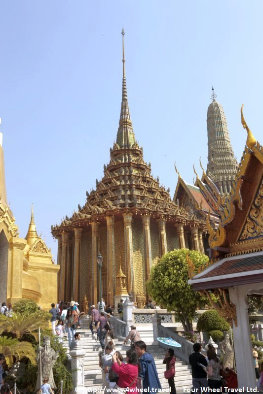 4x4Reisen Expedition, Expeditionstourismus, Abenteuer und Kultur in Zentralthailand eine Jeep Safari ins Herzen des alten Khmerreiches  , 4x4 Offroad Adventure Geländewagenreisen und Geländewagentouren in Südostasien, Abenteuer in Asien, Thailand, Laos, Kambodscha für Selbstfaher von Berlin nach Bangkok 1756936745  Mekong Issan Isan Isaan Reisen Jeep Safari Erwan Reisen Luxus Reisen Privat Reisen 4x4 Reisen Four Wheel Travel  Uwe Richter