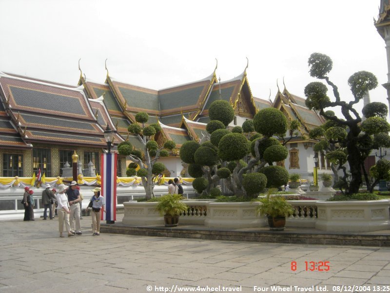 4x4Reisen Expedition, Expeditionstourismus, 3 Tage Tagesausflug Bangkok und Umgebung 300km , 4x4 Offroad Adventure Geländewagenreisen und Geländewagentouren in Südostasien, Abenteuer in Asien, Thailand, Laos, Kambodscha für Selbstfaher von Berlin nach Bangkok 1756945530 Mekong Issan Isan Isaan Reisen Jeep Safari Thailand Jeep Safari Isan Reisen Erwan Reisen Luxus Reisen Privat Reisen 4x4 Reisen Four Wheel Travel Uwe Richter