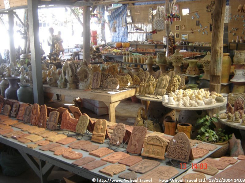 4x4Reisen Expedition, Expeditionstourismus, 3 Tage Tagesausflug Bangkok und Umgebung 300km  , 4x4 Offroad Adventure Geländewagenreisen und Geländewagentouren in Südostasien, Abenteuer in Asien, Thailand, Laos, Kambodscha für Selbstfaher von Berlin nach Bangkok 1764966081  Mekong Issan Isan Isaan Reisen Jeep Safari Thailand Jeep Safari Isan Reisen Erwan Reisen Luxus Reisen Privat Reisen 4x4 Reisen Four Wheel Travel  Uwe Richter