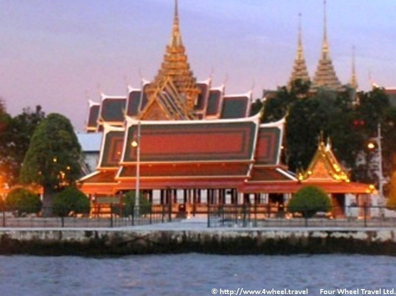 4x4Reisen Expedition, Expeditionstourismus, 1 Tag Abendprogramm Bangkok Wat Po und Chinatown am Abend , 4x4 Offroad Adventure Geländewagenreisen und Geländewagentouren in Südostasien, Abenteuer in Asien, Thailand, Laos, Kambodscha für Selbstfaher von Berlin nach Bangkok 1764965977  4x4 Thailand 4x4 Südostasien 4x4 Indochina 4x4 Laos 4x4 Kambodscha 4x4 Myanmar 