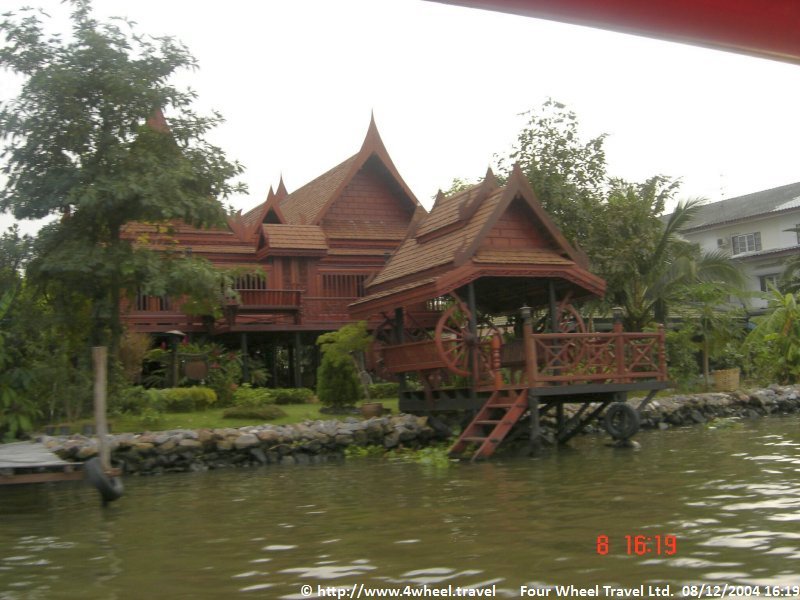 4x4Reisen Expedition, Expeditionstourismus, 1 Tag Tagesprogramm Bangkoks Wasserwege , 4x4 Offroad Adventure Gel&auml;ndewagenreisen und Gel&auml;ndewagentouren in S&uuml;dostasien, Abenteuer in Asien, Thailand, Laos, Kambodscha f&uuml;r Selbstfaher von Berlin nach Bangkok 1784615890  4x4 Thailand 4x4 S&uuml;dostasien 4x4 Indochina 4x4 Laos 4x4 Kambodscha 4x4 Myanmar 