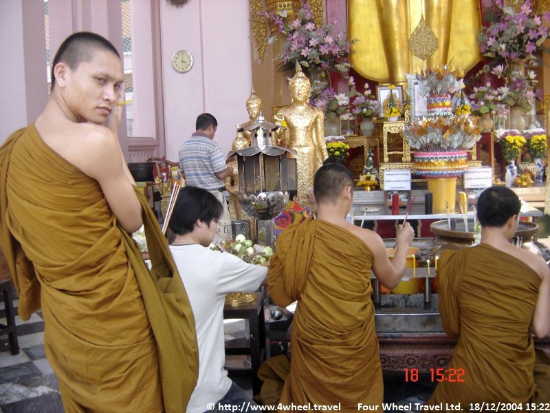 4x4Reisen Expedition, Expeditionstourismus, 1 Tag Tagesprogramm Bangkoks Wasserwege , 4x4 Offroad Adventure Gel&auml;ndewagenreisen und Gel&auml;ndewagentouren in S&uuml;dostasien, Abenteuer in Asien, Thailand, Laos, Kambodscha f&uuml;r Selbstfaher von Berlin nach Bangkok 1788530107  4x4 Thailand 4x4 S&uuml;dostasien 4x4 Indochina 4x4 Laos 4x4 Kambodscha 4x4 Myanmar 