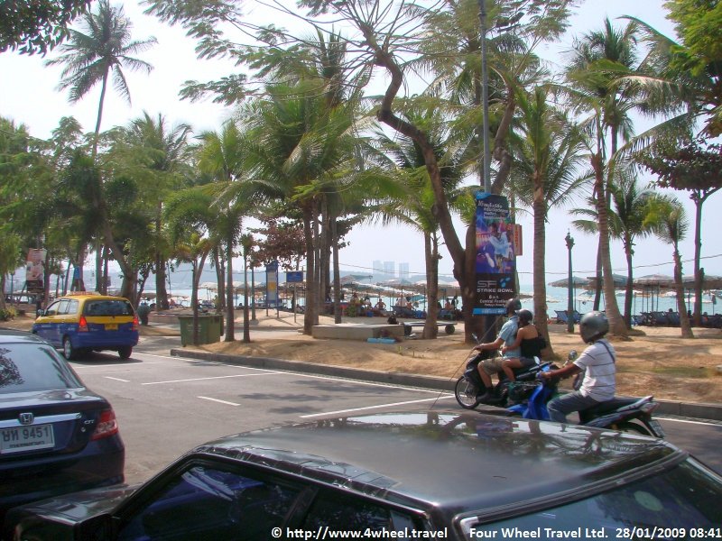 4x4Reisen Expedition, Expeditionstourismus, Flexible private Expeditionsreise Jeep Safari in Indochina unter dem Motto Immer der Nase nach Autorundreisen Suedostasien , 4x4 Offroad Adventure Gel&auml;ndewagenreisen und Gel&auml;ndewagentouren in S&uuml;dostasien, Abenteuer in Asien, Thailand, Laos, Kambodscha f&uuml;r Selbstfaher von Berlin nach Bangkok 1776767273  4x4 Thailand 4x4 S&uuml;dostasien 4x4 Indochina 4x4 Laos 4x4 Kambodscha 4x4 Myanmar 