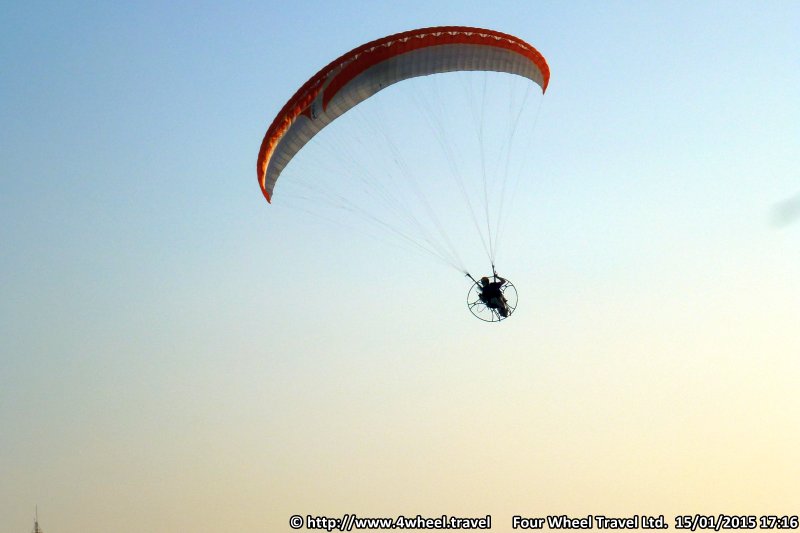 4x4Reisen Expedition, Expeditionstourismus, Fliegen Sie mit Ihren Gleitschirm mit Paramotor in Suedostasien , 4x4 Offroad Adventure Geländewagenreisen und Geländewagentouren in Südostasien, Abenteuer in Asien, Thailand, Laos, Kambodscha für Selbstfaher von Berlin nach Bangkok 1756935862  4x4 Thailand 4x4 Südostasien 4x4 Indochina 4x4 Laos 4x4 Kambodscha 4x4 Myanmar 
