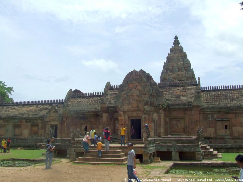 4x4Reisen Expedition, Expeditionstourismus, Buddhistisches Thailand entdecken Sie in einer 7 taegige Jeep Safari durch Nordthailand dessen buddhistische Kultur Autorundreisen Suedostasien , 4x4 Offroad Adventure Geländewagenreisen und Geländewagentouren in Südostasien, Abenteuer in Asien, Thailand, Laos, Kambodscha für Selbstfaher von Berlin nach Bangkok 1756696695  Mekong Issan Isan Isaan Reisen Jeep Safari Erwan Reisen Luxus Reisen Privat Reisen 4x4 Reisen Four Wheel Travel  Uwe Richter