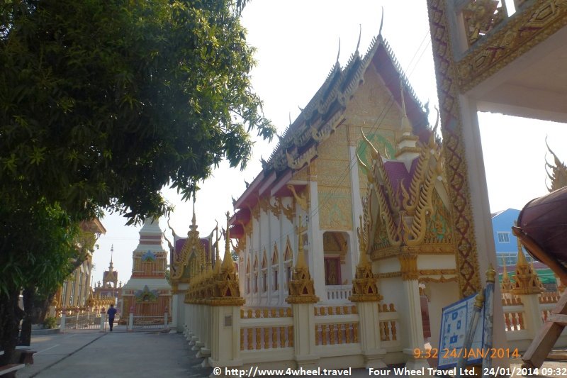 4x4Reisen Expedition, Expeditionstourismus, Buddhistisches Thailand entdecken Sie in einer 7 taegige Jeep Safari durch Nordthailand dessen buddhistische Kultur Autorundreisen Suedostasien , 4x4 Offroad Adventure Geländewagenreisen und Geländewagentouren in Südostasien, Abenteuer in Asien, Thailand, Laos, Kambodscha für Selbstfaher von Berlin nach Bangkok 1756696695  Mekong Issan Isan Isaan Reisen Jeep Safari Erwan Reisen Luxus Reisen Privat Reisen 4x4 Reisen Four Wheel Travel  Uwe Richter