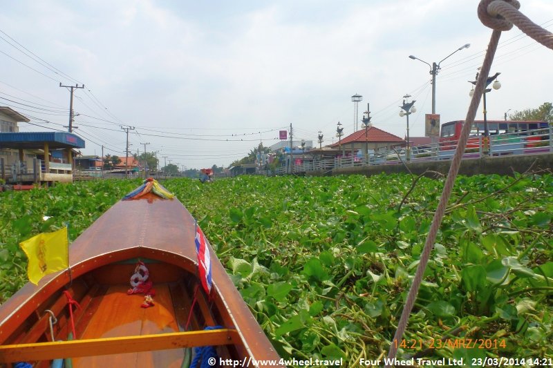 4x4Reisen Expedition, Expeditionstourismus, Nordthailand Kaleidoskop I eine Jeep Safari in 8 Tagen die ein bunten Querschnitt von Thailand zeigt , 4x4 Offroad Adventure Geländewagenreisen und Geländewagentouren in Südostasien, Abenteuer in Asien, Thailand, Laos, Kambodscha für Selbstfaher von Berlin nach Bangkok 1764965417  Mekong Issan Isan Isaan Reisen Jeep Safari Erwan Reisen Luxus Reisen Privat Reisen 4x4 Reisen Four Wheel Travel  Uwe Richter