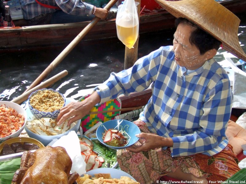 4x4Reisen Expedition, Expeditionstourismus, Nordthailand Kaleidoskop I eine Jeep Safari in 8 Tagen die ein bunten Querschnitt von Thailand zeigt Autorundreisen Suedostasien , 4x4 Offroad Adventure Geländewagenreisen und Geländewagentouren in Südostasien, Abenteuer in Asien, Thailand, Laos, Kambodscha für Selbstfaher von Berlin nach Bangkok 1756954134  Mekong Issan Isan Isaan Reisen Jeep Safari Erwan Reisen Luxus Reisen Privat Reisen 4x4 Reisen Four Wheel Travel  Uwe Richter
