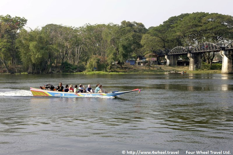 4x4Reisen Expedition, Expeditionstourismus, Nordthailand Kaleidoskop I eine Jeep Safari in 8 Tagen die ein bunten Querschnitt von Thailand zeigt , 4x4 Offroad Adventure Geländewagenreisen und Geländewagentouren in Südostasien, Abenteuer in Asien, Thailand, Laos, Kambodscha für Selbstfaher von Berlin nach Bangkok 1756936160  Mekong Issan Isan Isaan Reisen Jeep Safari Erwan Reisen Luxus Reisen Privat Reisen 4x4 Reisen Four Wheel Travel  Uwe Richter