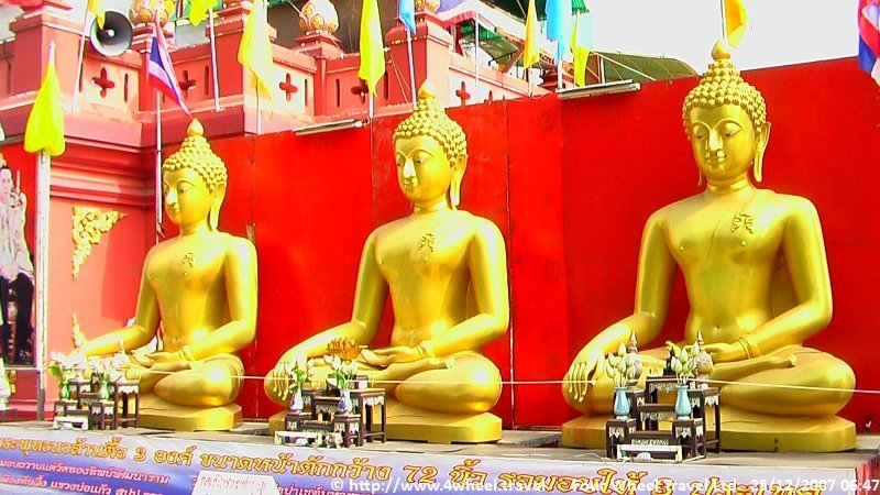 4x4Reisen Expedition, Expeditionstourismus, Nordthailand Kaleidoskop I eine Jeep Safari in 8 Tagen die ein bunten Querschnitt von Thailand zeigt , 4x4 Offroad Adventure Geländewagenreisen und Geländewagentouren in Südostasien, Abenteuer in Asien, Thailand, Laos, Kambodscha für Selbstfaher von Berlin nach Bangkok 1756936160  Mekong Issan Isan Isaan Reisen Jeep Safari Erwan Reisen Luxus Reisen Privat Reisen 4x4 Reisen Four Wheel Travel  Uwe Richter