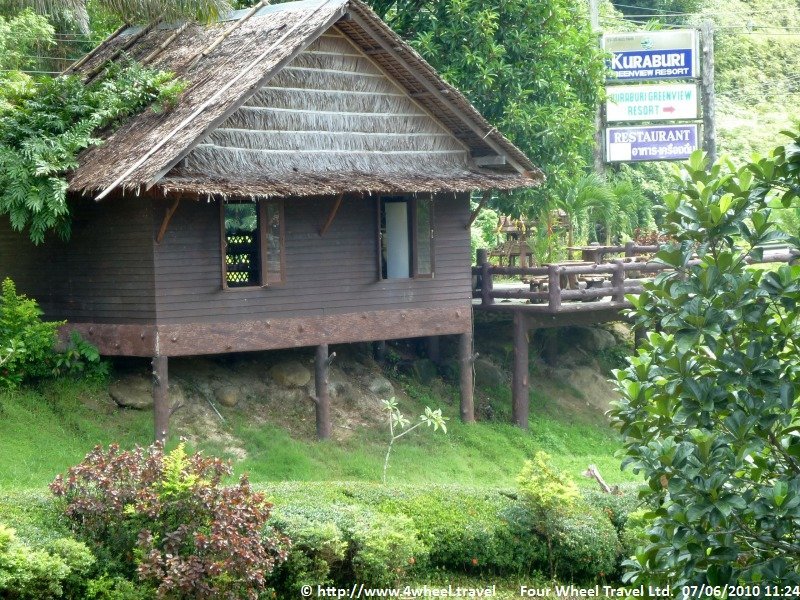 4x4Reisen Expedition, Expeditionstourismus, Nordthailand Kaleidoskop I eine Jeep Safari in 8 Tagen die ein bunten Querschnitt von Thailand zeigt Autorundreisen Suedostasien , 4x4 Offroad Adventure Geländewagenreisen und Geländewagentouren in Südostasien, Abenteuer in Asien, Thailand, Laos, Kambodscha für Selbstfaher von Berlin nach Bangkok 1756954134  Mekong Issan Isan Isaan Reisen Jeep Safari Erwan Reisen Luxus Reisen Privat Reisen 4x4 Reisen Four Wheel Travel  Uwe Richter