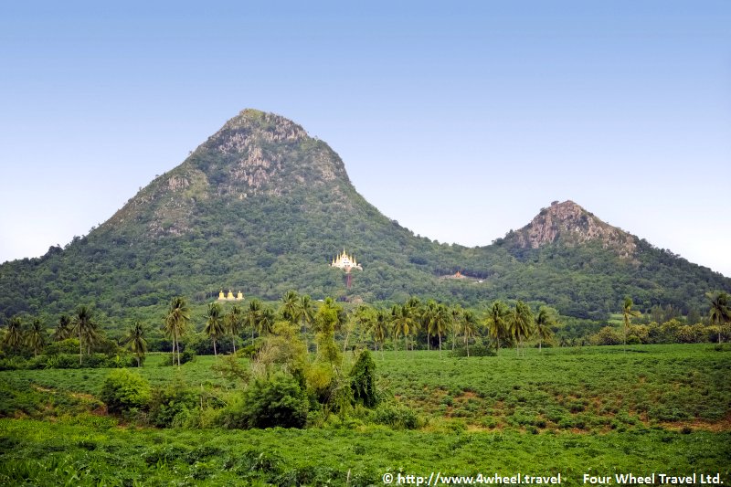 4x4Reisen Expedition, Expeditionstourismus, Das Goldene Dreieck eine 14 Tag private Jeep Safari in den Norden von Thailand Autorundreisen Suedostasien , 4x4 Offroad Adventure Geländewagenreisen und Geländewagentouren in Südostasien, Abenteuer in Asien, Thailand, Laos, Kambodscha für Selbstfaher von Berlin nach Bangkok 1756696516  Mekong Issan Isan Isaan Reisen Jeep Safari Erwan Reisen Luxus Reisen Privat Reisen 4x4 Reisen Four Wheel Travel  Uwe Richter