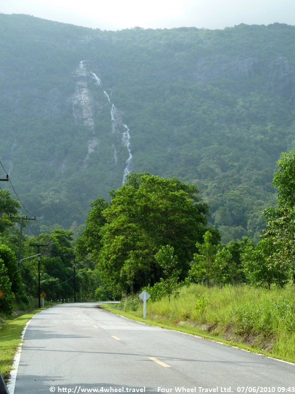 4x4Reisen Expedition, Expeditionstourismus, Das Goldene Dreieck eine 14 Tag private Jeep Safari in den Norden von Thailand Autorundreisen Suedostasien , 4x4 Offroad Adventure Geländewagenreisen und Geländewagentouren in Südostasien, Abenteuer in Asien, Thailand, Laos, Kambodscha für Selbstfaher von Berlin nach Bangkok 1756696516  Mekong Issan Isan Isaan Reisen Jeep Safari Erwan Reisen Luxus Reisen Privat Reisen 4x4 Reisen Four Wheel Travel  Uwe Richter