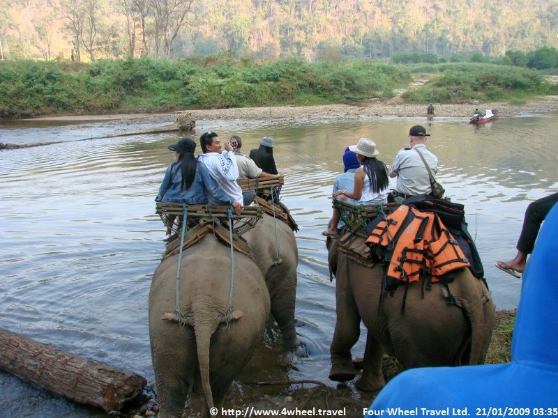 4x4Reisen Expedition, Expeditionstourismus, Sawasdee in Thailand 14 taegige Jeep Safari in den Erawan Nationalpark , 4x4 Offroad Adventure Geländewagenreisen und Geländewagentouren in Südostasien, Abenteuer in Asien, Thailand, Laos, Kambodscha für Selbstfaher von Berlin nach Bangkok 1756705321  Mekong Issan Isan Isaan Reisen Jeep Safari Erwan Reisen Luxus Reisen Privat Reisen 4x4 Reisen Four Wheel Travel  Uwe Richter