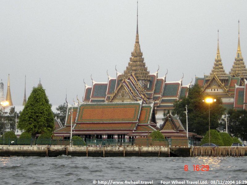 4x4Reisen Expedition, Expeditionstourismus, Sawasdee in Thailand 14 taegige Jeep Safari in den Erawan Nationalpark , 4x4 Offroad Adventure Geländewagenreisen und Geländewagentouren in Südostasien, Abenteuer in Asien, Thailand, Laos, Kambodscha für Selbstfaher von Berlin nach Bangkok 1756705321 Mekong Issan Isan Isaan Reisen Jeep Safari Erwan Reisen Luxus Reisen Privat Reisen 4x4 Reisen Four Wheel Travel Uwe Richter