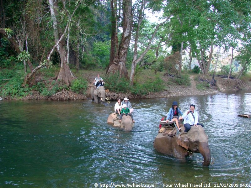 4x4Reisen Expedition, Expeditionstourismus, Erawan III 10 taegige Jeep Safari im Erawan Nationalpark von Thailand Autorundreisen Suedostasien , 4x4 Offroad Adventure Geländewagenreisen und Geländewagentouren in Südostasien, Abenteuer in Asien, Thailand, Laos, Kambodscha für Selbstfaher von Berlin nach Bangkok 1756696675  Mekong Issan Isan Isaan Reisen Jeep Safari Erwan Reisen Luxus Reisen Privat Reisen 4x4 Reisen Four Wheel Travel  Uwe Richter