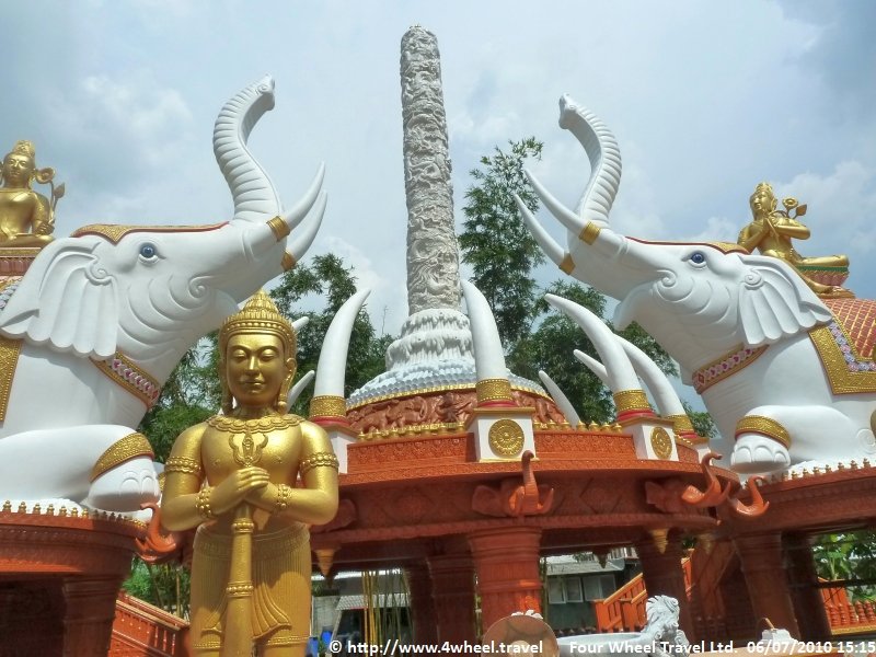 4x4Reisen Expedition, Expeditionstourismus, Thailand De Luxe 21 taegige Expedition Jeep Safari Autorundreisen Suedostasien , 4x4 Offroad Adventure Geländewagenreisen und Geländewagentouren in Südostasien, Abenteuer in Asien, Thailand, Laos, Kambodscha für Selbstfaher von Berlin nach Bangkok 1756696896  Mekong Issan Isan Isaan Reisen Jeep Safari Erwan Reisen Luxus Reisen Privat Reisen 4x4 Reisen Four Wheel Travel  Uwe Richter