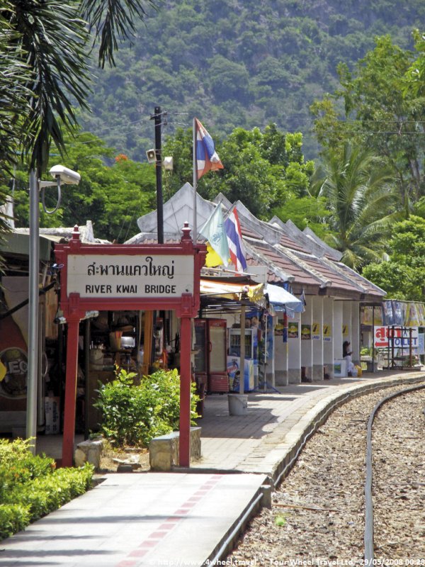 4x4Reisen Expedition, Expeditionstourismus, Thailand De Luxe 21 taegige Expedition Jeep Safari Autorundreisen Suedostasien , 4x4 Offroad Adventure Geländewagenreisen und Geländewagentouren in Südostasien, Abenteuer in Asien, Thailand, Laos, Kambodscha für Selbstfaher von Berlin nach Bangkok 1756696896  Mekong Issan Isan Isaan Reisen Jeep Safari Erwan Reisen Luxus Reisen Privat Reisen 4x4 Reisen Four Wheel Travel  Uwe Richter