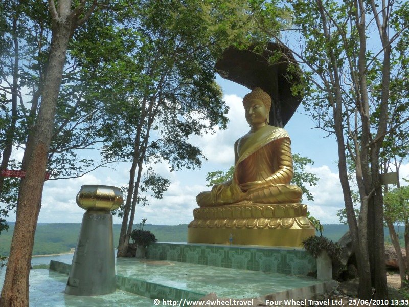 4x4Reisen Expedition, Expeditionstourismus, Jeep Safari entlang am Mekong River bis nach Nong Khai Autorundreisen Suedostasien , 4x4 Offroad Adventure Geländewagenreisen und Geländewagentouren in Südostasien, Abenteuer in Asien, Thailand, Laos, Kambodscha für Selbstfaher von Berlin nach Bangkok 1756696646  Mekong Issan Isan Isaan Reisen Jeep Safari Erwan Reisen Luxus Reisen Privat Reisen 4x4 Reisen Four Wheel Travel  Uwe Richter