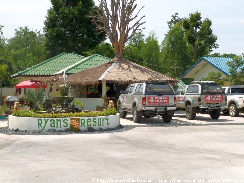 4x4Reisen Expedition, Expeditionstourismus, Jeep Safari entlang am Mekong River bis nach Nong Khai Autorundreisen Suedostasien , 4x4 Offroad Adventure Geländewagenreisen und Geländewagentouren in Südostasien, Abenteuer in Asien, Thailand, Laos, Kambodscha für Selbstfaher von Berlin nach Bangkok 1756696646  Mekong Issan Isan Isaan Reisen Jeep Safari Erwan Reisen Luxus Reisen Privat Reisen 4x4 Reisen Four Wheel Travel  Uwe Richter