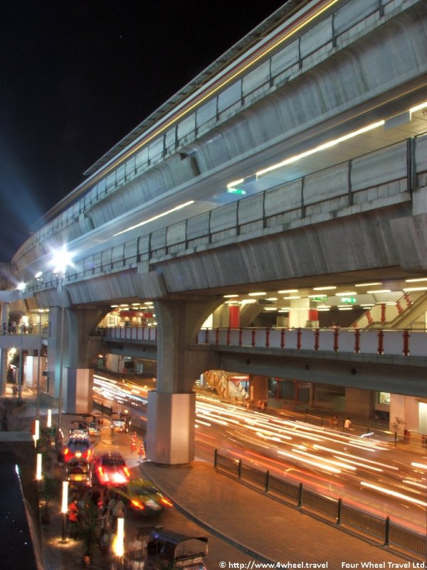 4x4Reisen Expedition, Expeditionstourismus, Tropischer Regenwald und endlose Straende eine Jeep Safari in den Sueden und Westen Thailands Autorundreisen Suedostasien , 4x4 Offroad Adventure Geländewagenreisen und Geländewagentouren in Südostasien, Abenteuer in Asien, Thailand, Laos, Kambodscha für Selbstfaher von Berlin nach Bangkok 1764961282  Mekong Issan Isan Isaan Reisen Jeep Safari Erwan Reisen Luxus Reisen Privat Reisen 4x4 Reisen Four Wheel Travel  Uwe Richter