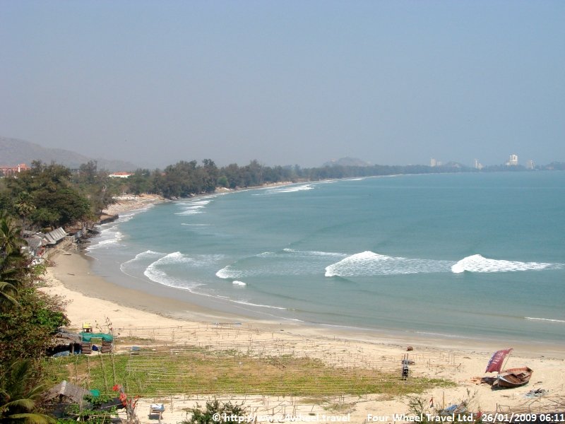 4x4Reisen Expedition, Expeditionstourismus, Tropischer Regenwald und endlose Straende eine Jeep Safari in den Sueden und Westen Thailands , 4x4 Offroad Adventure Geländewagenreisen und Geländewagentouren in Südostasien, Abenteuer in Asien, Thailand, Laos, Kambodscha für Selbstfaher von Berlin nach Bangkok 1756705296  Mekong Issan Isan Isaan Reisen Jeep Safari Erwan Reisen Luxus Reisen Privat Reisen 4x4 Reisen Four Wheel Travel  Uwe Richter