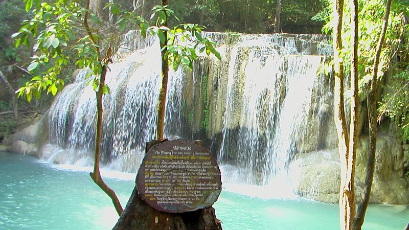 4x4Reisen Expedition, Expeditionstourismus, Tropischer Regenwald und endlose Straende eine Jeep Safari in den Sueden und Westen Thailands Autorundreisen Suedostasien , 4x4 Offroad Adventure Geländewagenreisen und Geländewagentouren in Südostasien, Abenteuer in Asien, Thailand, Laos, Kambodscha für Selbstfaher von Berlin nach Bangkok 1756696636  Mekong Issan Isan Isaan Reisen Jeep Safari Erwan Reisen Luxus Reisen Privat Reisen 4x4 Reisen Four Wheel Travel  Uwe Richter