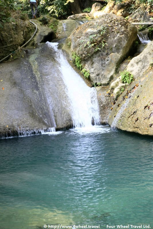 4x4Reisen Expedition, Expeditionstourismus, Tropischer Regenwald und endlose Straende eine Jeep Safari in den Sueden und Westen Thailands , 4x4 Offroad Adventure Geländewagenreisen und Geländewagentouren in Südostasien, Abenteuer in Asien, Thailand, Laos, Kambodscha für Selbstfaher von Berlin nach Bangkok 1756705296  Mekong Issan Isan Isaan Reisen Jeep Safari Erwan Reisen Luxus Reisen Privat Reisen 4x4 Reisen Four Wheel Travel  Uwe Richter