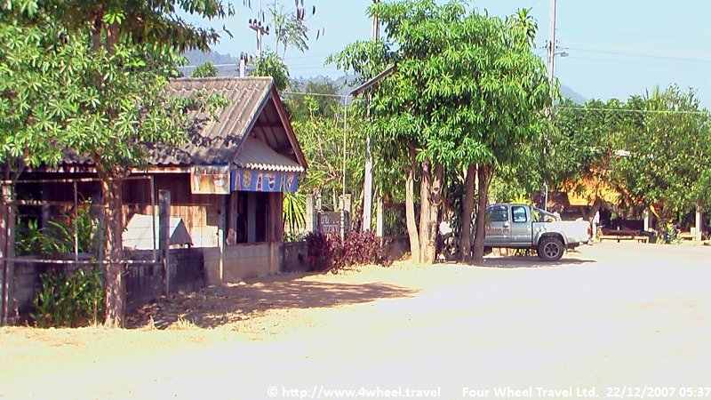 4x4Reisen Expedition, Expeditionstourismus, 4X4 Gelaendewagenrundreise als Expedition in Thailand und Kambodscha Tempel Flussdelphine Palmen Meer und exotische Schoenheiten gibt es zu entdecken , 4x4 Offroad Adventure Geländewagenreisen und Geländewagentouren in Südostasien, Abenteuer in Asien, Thailand, Laos, Kambodscha für Selbstfaher von Berlin nach Bangkok 1756936013  4x4 Thailand 4x4 Südostasien 4x4 Indochina 4x4 Laos 4x4 Kambodscha 4x4 Myanmar 