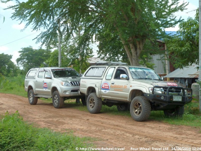 4x4Reisen Expedition, Expeditionstourismus, 4X4 Gelaendewagenrundreise als Expedition in Thailand und Kambodscha Tempel Flussdelphine Palmen Meer und exotische Schoenheiten gibt es zu entdecken , 4x4 Offroad Adventure Geländewagenreisen und Geländewagentouren in Südostasien, Abenteuer in Asien, Thailand, Laos, Kambodscha für Selbstfaher von Berlin nach Bangkok 1756936013  4x4 Thailand 4x4 Südostasien 4x4 Indochina 4x4 Laos 4x4 Kambodscha 4x4 Myanmar 