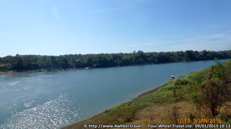 4x4Reisen Expedition, Expeditionstourismus, Jeep Safari durch den Isaan entlang dem Mekong , 4x4 Offroad Adventure Gel&auml;ndewagenreisen und Gel&auml;ndewagentouren in S&uuml;dostasien, Abenteuer in Asien, Thailand, Laos, Kambodscha f&uuml;r Selbstfaher von Berlin nach Bangkok 1772843017  Mekong Issan Isan Isaan Reisen Jeep Safari Thailand Jeep Safari Isan Reisen Erwan Reisen Luxus Reisen Privat Reisen 4x4 Reisen Four Wheel Travel  Uwe Richter