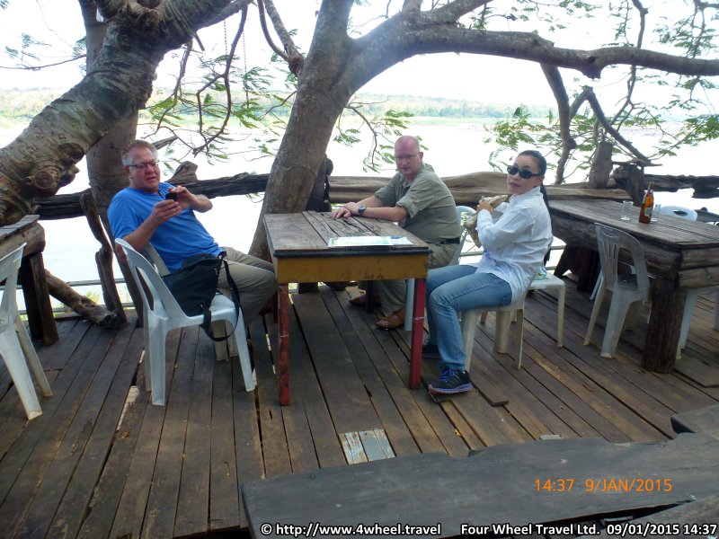 4x4Reisen Expedition, Expeditionstourismus, Jeep Safari durch den Isaan entlang dem Mekong , 4x4 Offroad Adventure Geländewagenreisen und Geländewagentouren in Südostasien, Abenteuer in Asien, Thailand, Laos, Kambodscha für Selbstfaher von Berlin nach Bangkok 1756696421  Mekong Issan Isan Isaan Reisen Jeep Safari Thailand Jeep Safari Isan Reisen Erwan Reisen Luxus Reisen Privat Reisen 4x4 Reisen Four Wheel Travel  Uwe Richter