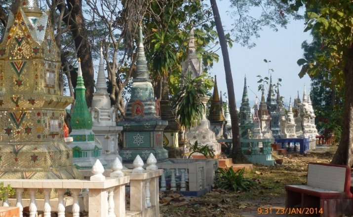 4x4Reisen Expedition, Expeditionstourismus, Jeep Safari durch den Isaan entlang dem Mekong Autorundreisen Suedostasien , 4x4 Offroad Adventure Gel&auml;ndewagenreisen und Gel&auml;ndewagentouren in S&uuml;dostasien, Abenteuer in Asien, Thailand, Laos, Kambodscha f&uuml;r Selbstfaher von Berlin nach Bangkok 1772841715  Mekong Issan Isan Isaan Reisen Jeep Safari Thailand Jeep Safari Isan Reisen Erwan Reisen Luxus Reisen Privat Reisen 4x4 Reisen Four Wheel Travel  Uwe Richter