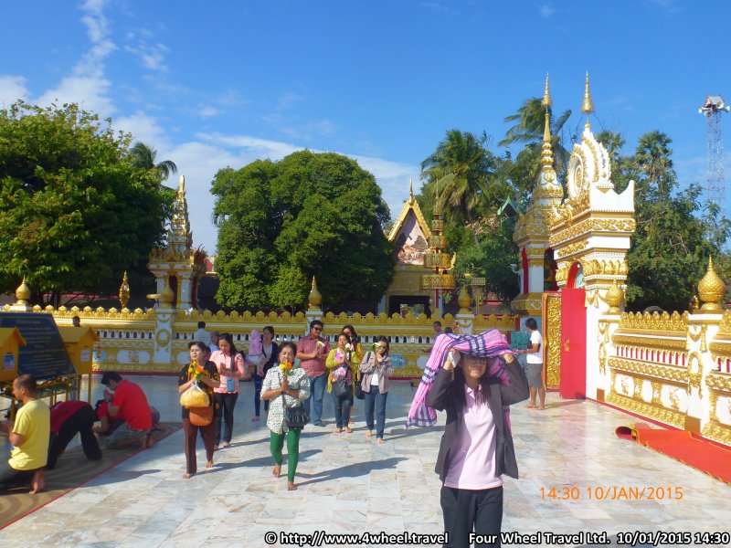 4x4Reisen Expedition, Expeditionstourismus, Jeep Safari durch den Isaan entlang dem Mekong Autorundreisen Suedostasien , 4x4 Offroad Adventure Geländewagenreisen und Geländewagentouren in Südostasien, Abenteuer in Asien, Thailand, Laos, Kambodscha für Selbstfaher von Berlin nach Bangkok 1764961272  Mekong Issan Isan Isaan Reisen Jeep Safari Thailand Jeep Safari Isan Reisen Erwan Reisen Luxus Reisen Privat Reisen 4x4 Reisen Four Wheel Travel  Uwe Richter