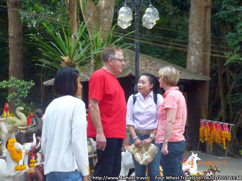 4x4Reisen Expedition, Expeditionstourismus, Dschungel Jeep Safari Umfangreiche Isaan Tour entlang dem Mekong  Autorundreisen Suedostasien , 4x4 Offroad Adventure Geländewagenreisen und Geländewagentouren in Südostasien, Abenteuer in Asien, Thailand, Laos, Kambodscha für Selbstfaher von Berlin nach Bangkok 1756696616  Mekong Issan Isan Isaan Reisen Jeep Safari Thailand Jeep Safari Isan Reisen Erwan Reisen Luxus Reisen Privat Reisen 4x4 Reisen Four Wheel Travel  Uwe Richter