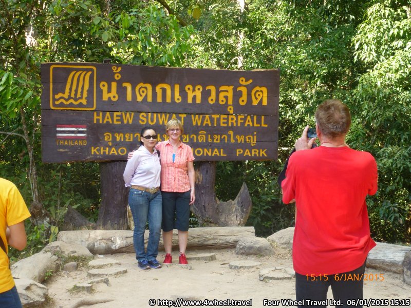 4x4Reisen Expedition, Expeditionstourismus, Dschungel Jeep Safari Umfangreiche Isaan Tour entlang dem Mekong  Autorundreisen Suedostasien , 4x4 Offroad Adventure Geländewagenreisen und Geländewagentouren in Südostasien, Abenteuer in Asien, Thailand, Laos, Kambodscha für Selbstfaher von Berlin nach Bangkok 1756696616  Mekong Issan Isan Isaan Reisen Jeep Safari Thailand Jeep Safari Isan Reisen Erwan Reisen Luxus Reisen Privat Reisen 4x4 Reisen Four Wheel Travel  Uwe Richter