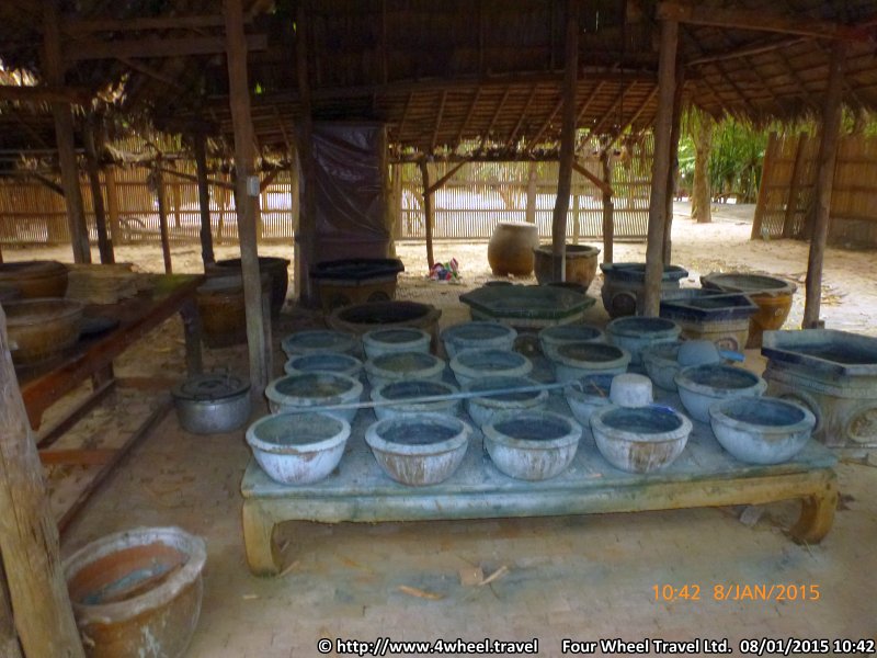 4x4Reisen Expedition, Expeditionstourismus, Dschungel Jeep Safari Umfangreiche Isaan Tour entlang dem Mekong  , 4x4 Offroad Adventure Geländewagenreisen und Geländewagentouren in Südostasien, Abenteuer in Asien, Thailand, Laos, Kambodscha für Selbstfaher von Berlin nach Bangkok 1764965097  Mekong Issan Isan Isaan Reisen Jeep Safari Thailand Jeep Safari Isan Reisen Erwan Reisen Luxus Reisen Privat Reisen 4x4 Reisen Four Wheel Travel  Uwe Richter