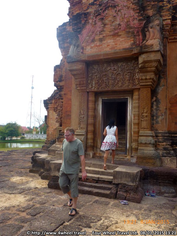 4x4Reisen Expedition, Expeditionstourismus, Dschungel Jeep Safari Umfangreiche Isaan Tour entlang dem Mekong  Autorundreisen Suedostasien , 4x4 Offroad Adventure Geländewagenreisen und Geländewagentouren in Südostasien, Abenteuer in Asien, Thailand, Laos, Kambodscha für Selbstfaher von Berlin nach Bangkok 1756696616  Mekong Issan Isan Isaan Reisen Jeep Safari Thailand Jeep Safari Isan Reisen Erwan Reisen Luxus Reisen Privat Reisen 4x4 Reisen Four Wheel Travel  Uwe Richter