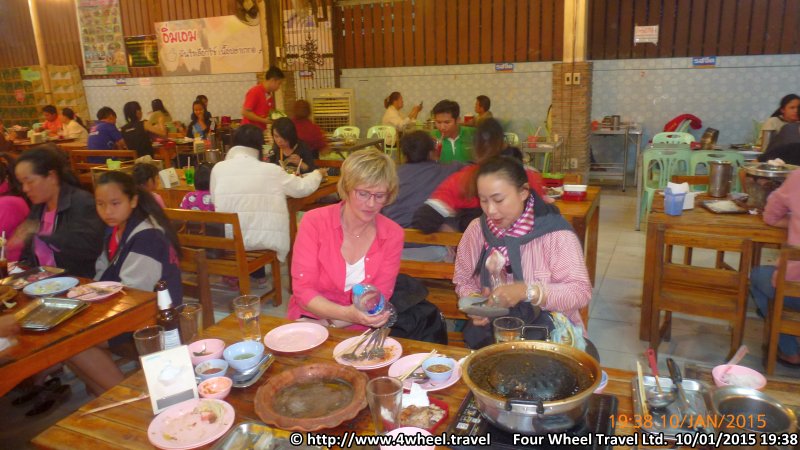 4x4Reisen Expedition, Expeditionstourismus, Dschungel Jeep Safari Umfangreiche Isaan Tour entlang dem Mekong  , 4x4 Offroad Adventure Gel&auml;ndewagenreisen und Gel&auml;ndewagentouren in S&uuml;dostasien, Abenteuer in Asien, Thailand, Laos, Kambodscha f&uuml;r Selbstfaher von Berlin nach Bangkok 1768875942  Mekong Issan Isan Isaan Reisen Jeep Safari Thailand Jeep Safari Isan Reisen Erwan Reisen Luxus Reisen Privat Reisen 4x4 Reisen Four Wheel Travel  Uwe Richter