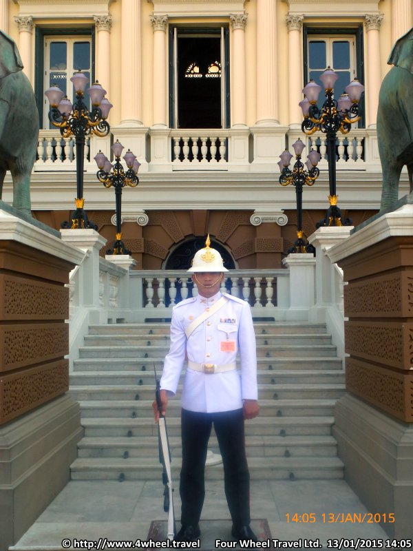 4x4Reisen Expedition, Expeditionstourismus, Dschungel Jeep Safari Umfangreiche Isaan Tour entlang dem Mekong  , 4x4 Offroad Adventure Geländewagenreisen und Geländewagentouren in Südostasien, Abenteuer in Asien, Thailand, Laos, Kambodscha für Selbstfaher von Berlin nach Bangkok 1764965097  Mekong Issan Isan Isaan Reisen Jeep Safari Thailand Jeep Safari Isan Reisen Erwan Reisen Luxus Reisen Privat Reisen 4x4 Reisen Four Wheel Travel  Uwe Richter